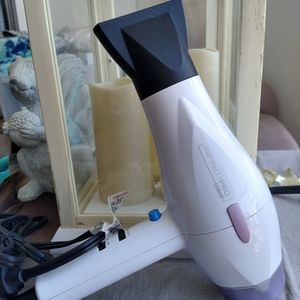 Infinityi Pro Hair Dryer 1875 Get ready for Valentine's Day 💘 with sexy hair